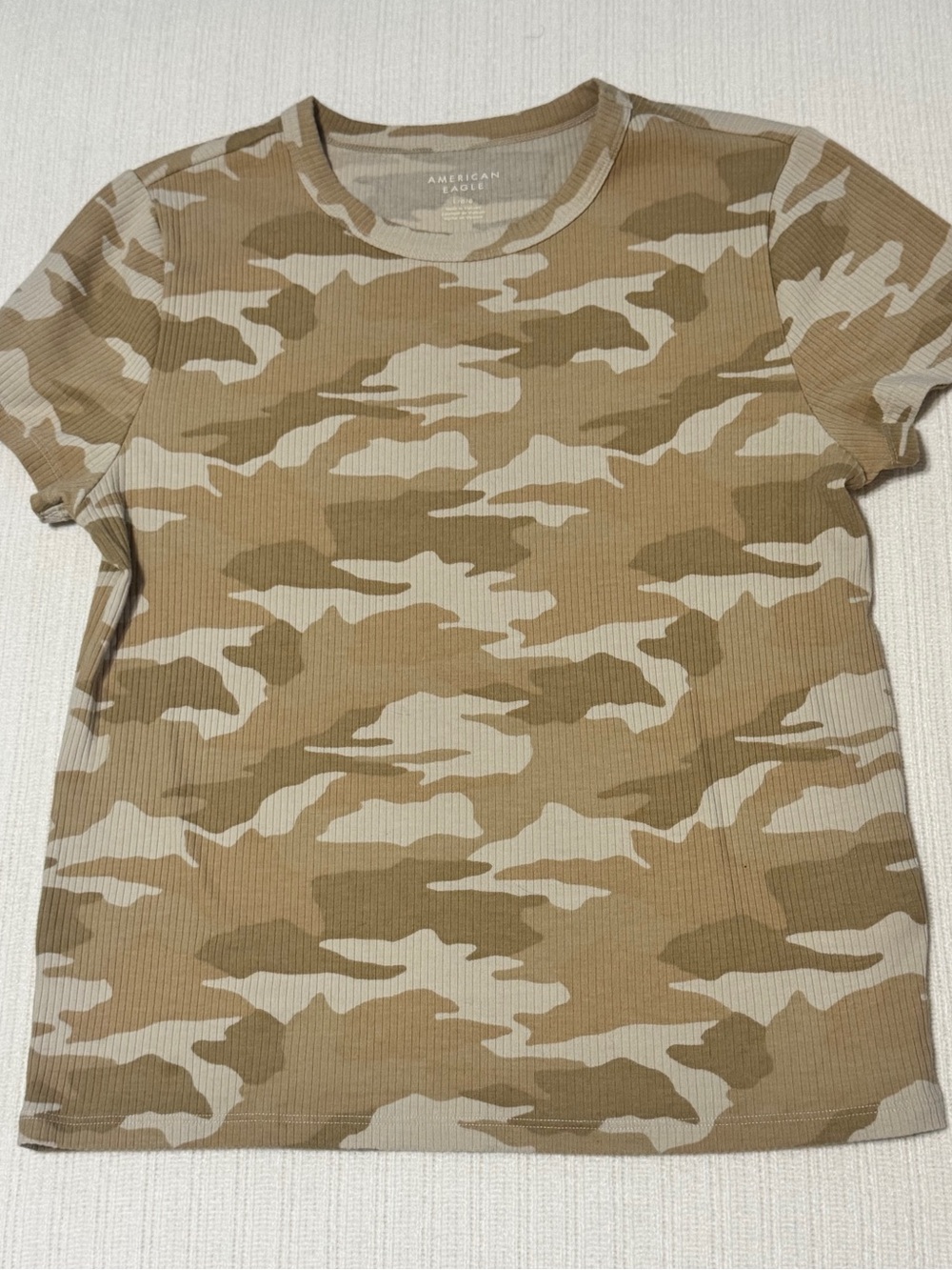 American Eagle Baby Tee / Short Sleeve / Camo / Ribbed / Large